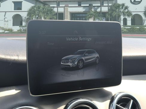 Used 2020 Mercedes-Benz GLA 250 image 17