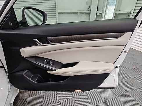 Used 2021 Honda Accord EX-L image 38