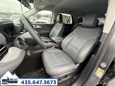 New 2026 Ford Explorer Active w/ Active Comfort Package image 36