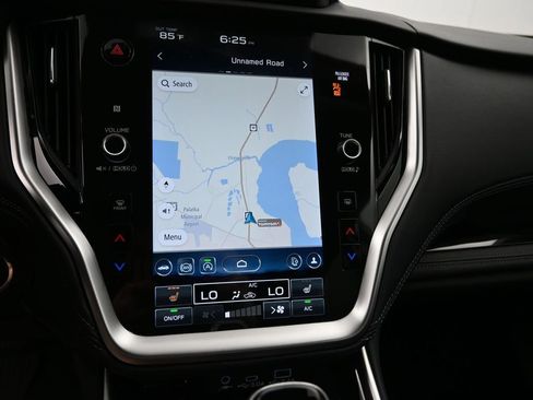 Used 2023 Subaru Outback Limited image 18