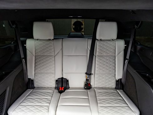 Used 2026 Cadillac Escalade Platinum Sport AWD/4WD image 37