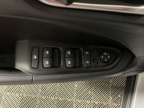 New 2025 Hyundai Venue SEL image 20