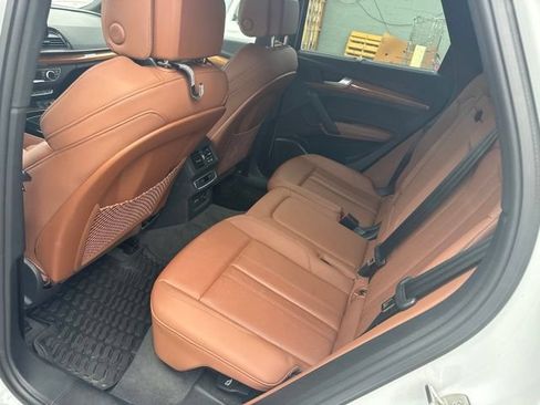 Used 2023 Audi Q5 2.0T Premium Plus w/ Premium Plus Package AWD/4WD image 10