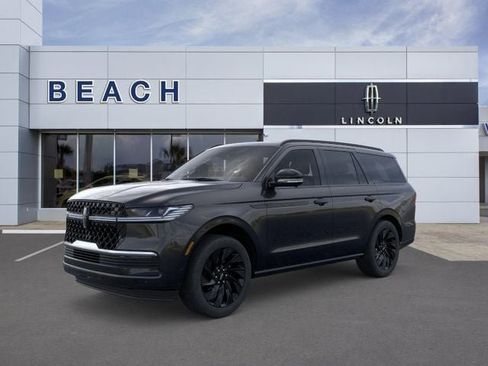New 2026 Lincoln Navigator Reserve AWD/4WD image 2