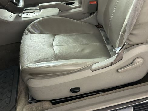 Used 2008 Chrysler Sebring Limited FWD image 15