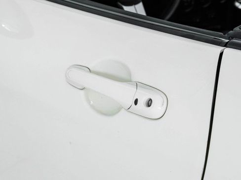 Used 2008 MAZDA MX-5 Miata Grand Touring w/ Premium Pkg RWD image 31