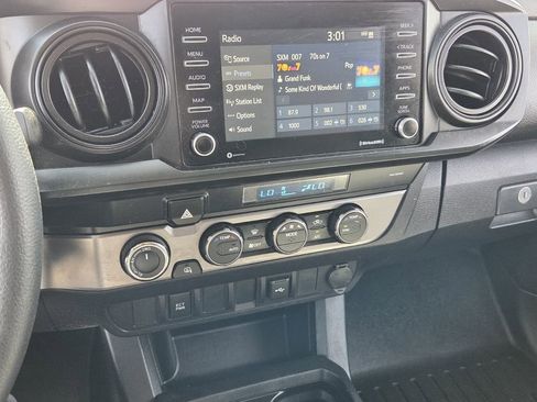 Used 2021 Toyota Tacoma SR AWD/4WD image 15