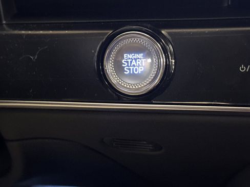 New 2026 Genesis GV70 2.5T AWD/4WD image 23