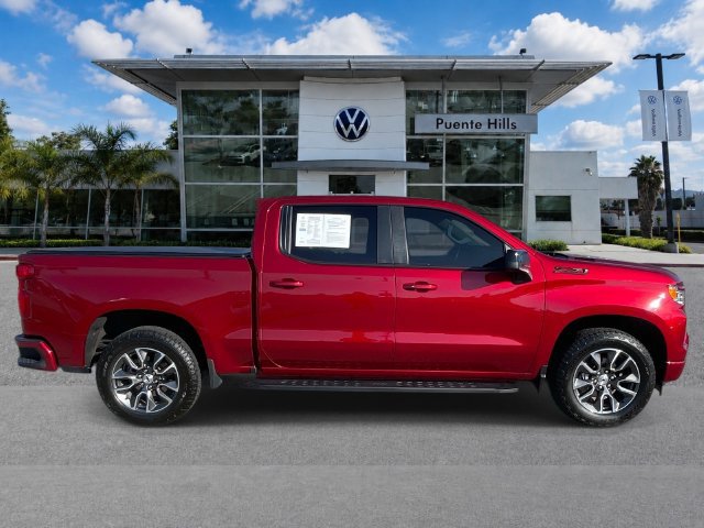 Used 2024 Chevrolet Silverado 1500 RST w/ Convenience Package II AWD/4WD image 3