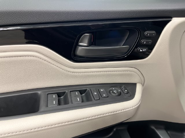 New 2027 Honda Odyssey Touring image 13