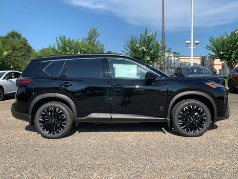 New 2026 Nissan Rogue Dark Armor FWD image 2
