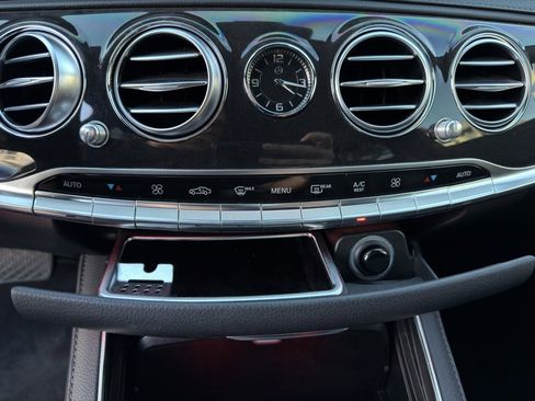 Used 2016 Mercedes-Benz S 550 Sedan image 28