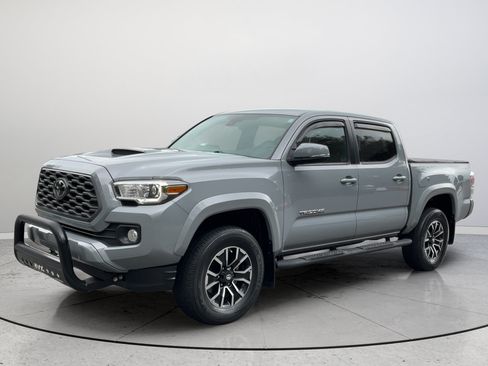 Used 2020 Toyota Tacoma TRD Sport RWD image 5