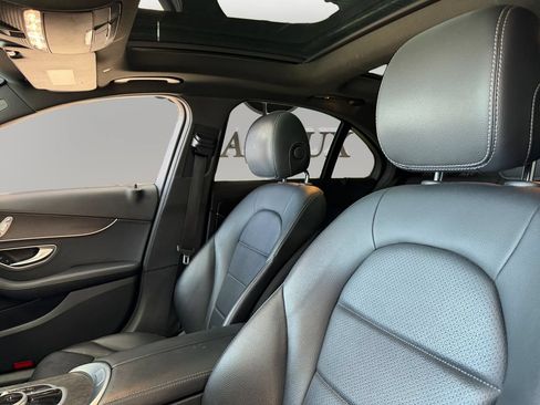 Used 2020 Mercedes-Benz C 300 Sedan image 9