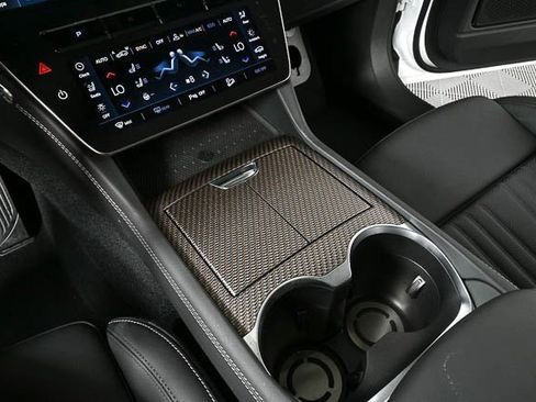 New 2025 Maserati Grecale Folgore image 18