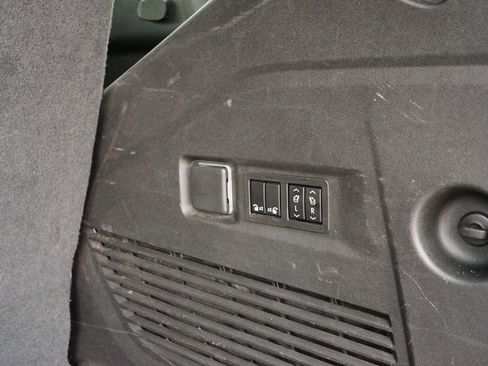 Used 2023 Chevrolet Tahoe Premier image 28