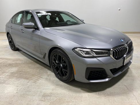 Used 2023 BMW 540i xDrive w/ M Sport Package image 5