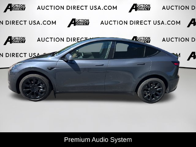 Used 2022 Tesla Model Y Long Range AWD/4WD image 3