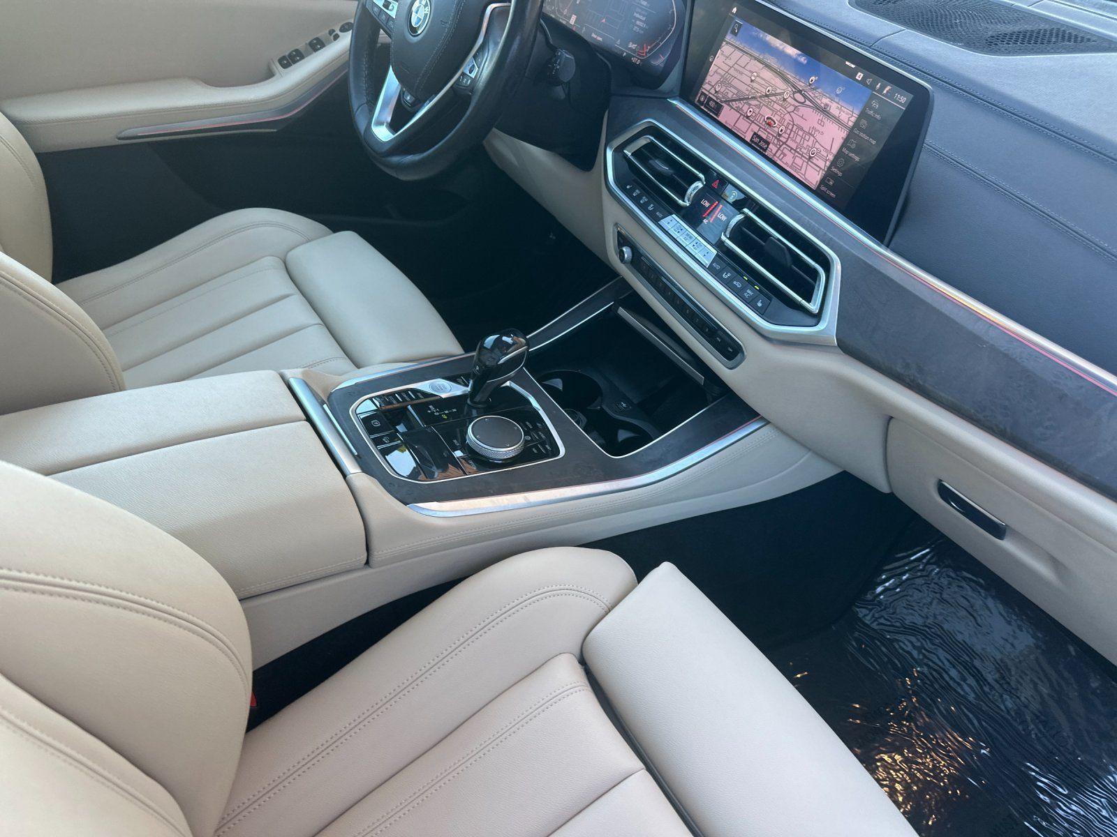 Used 2020 BMW X5 xDrive40i w/ Convenience Package AWD/4WD image 16