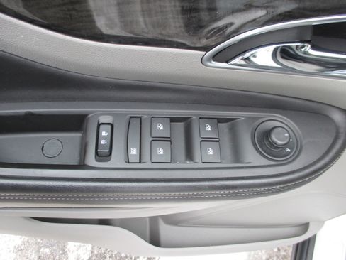 Used 2016 Buick Encore Convenience image 13