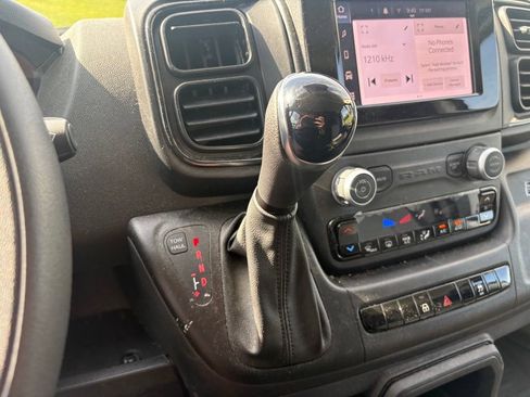 Used 2026 RAM ProMaster 2500 w/ Convenience Group FWD image 23