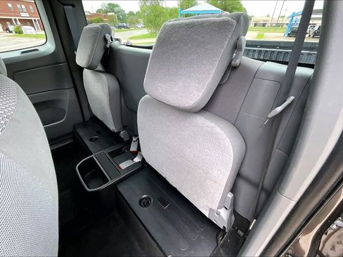 Used 2012 Toyota Tacoma PreRunner image 21