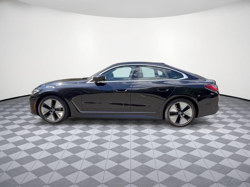Used 2024 BMW i4 eDrive35 w/ Premium Package RWD image 2