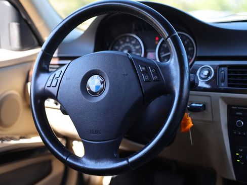 Used 2011 BMW 328i Sedan image 25