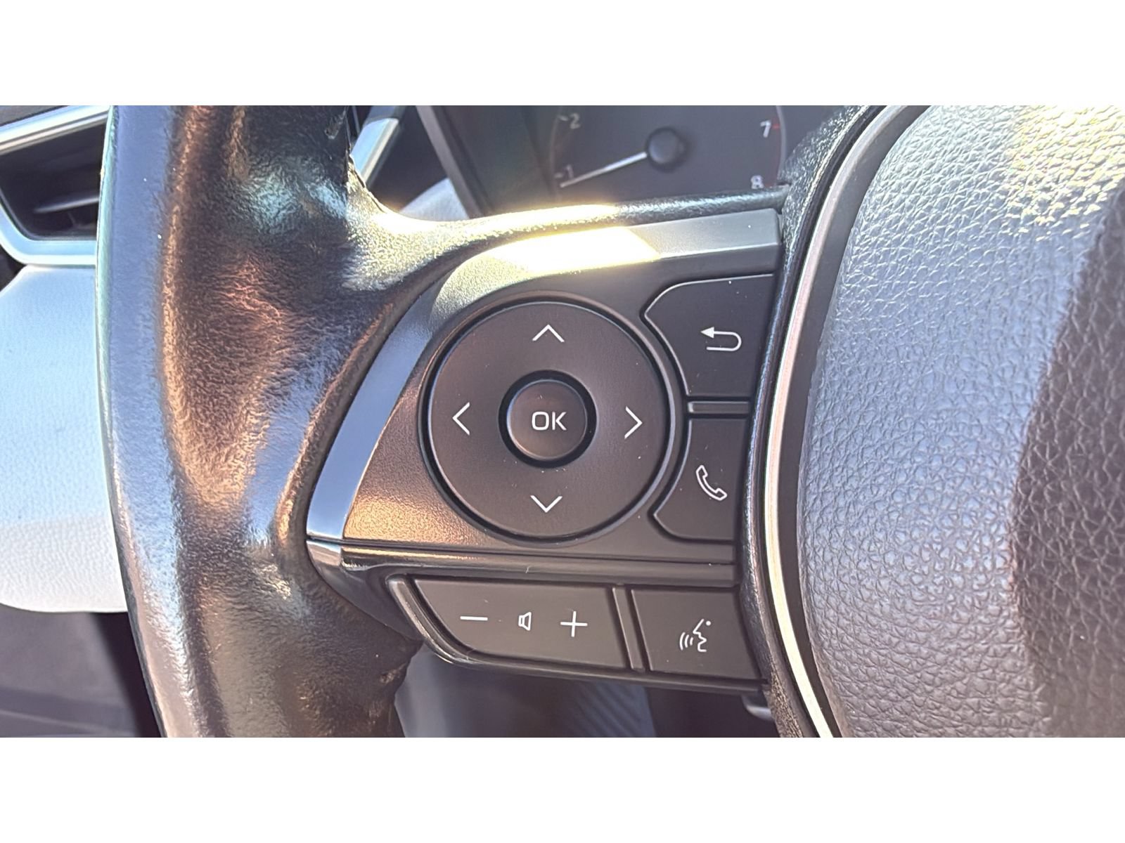 Certified 2023 Toyota Corolla SE FWD image 28