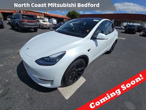 Used 2023 Tesla Model Y Long Range image 1