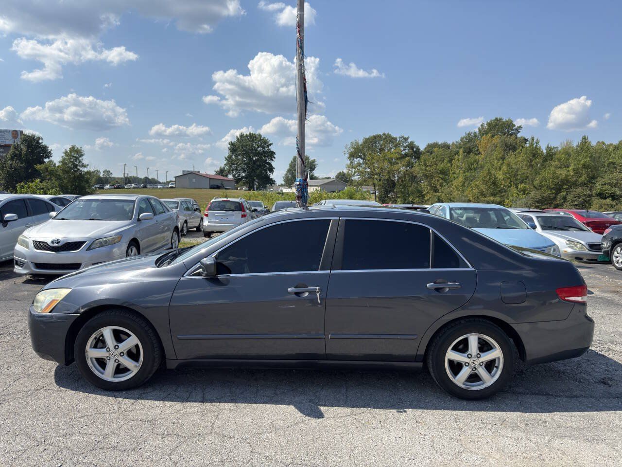 Used 2004 Honda Accord EX image 3