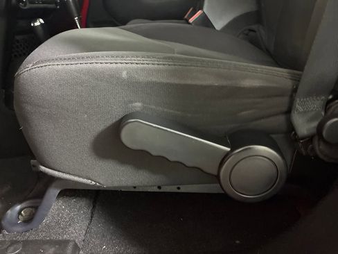 Used 2015 Jeep Wrangler Unlimited Sport w/ Quick Order Package 24S image 17