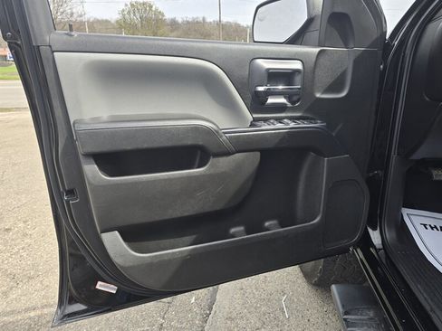 Used 2018 Chevrolet Silverado 1500 Custom w/ Custom Value Package image 7