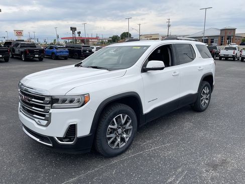 Used 2023 GMC Acadia SLT w/ Technology Package FWD image 1