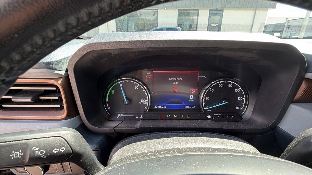 Used 2022 Ford Maverick Lariat FWD image 17