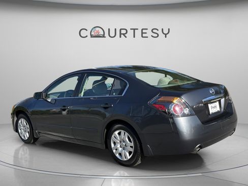 Used 2011 Nissan Altima 2.5 S image 5