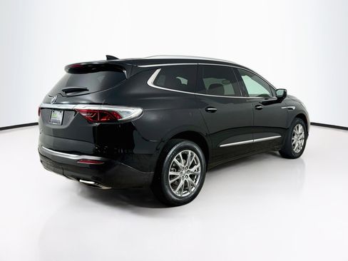 Used 2023 Buick Enclave Essence w/ Experience Buick Package FWD image 9