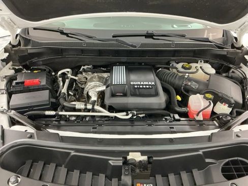 Used 2023 Chevrolet Suburban RST image 33