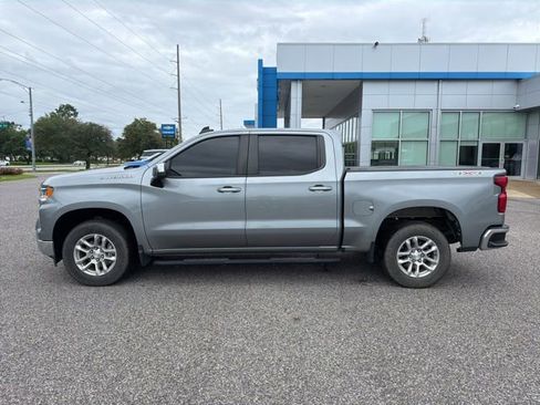 Used 2023 Chevrolet Silverado 1500 LT AWD/4WD image 8