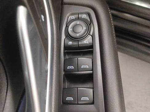 Used 2021 GMC Yukon SLT w/ Rear Media and Nav Package RWD image 22