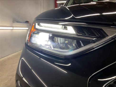 Used 2023 Audi Q5 2.0T Premium Plus w/ Premium Plus Package image 29