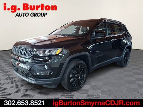 New 2026 Jeep Compass Latitude AWD/4WD image 3