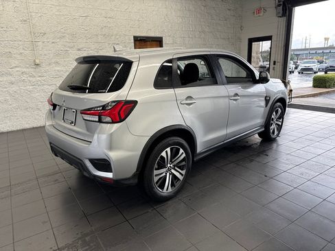 Used 2025 Mitsubishi Outlander Sport ES AWD/4WD image 8