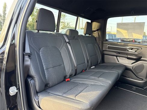 New 2026 RAM 1500 4x4 Crew Cab image 25