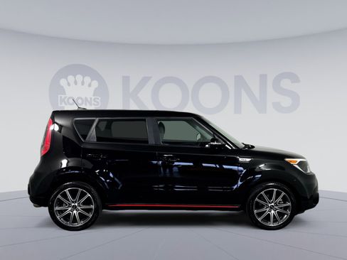 Used 2018 Kia Soul ! FWD image 8