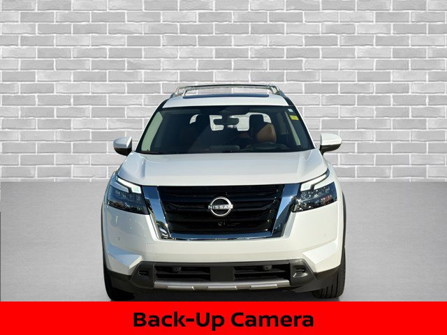 Certified 2025 Nissan Pathfinder Platinum w/ Cargo Package AWD/4WD image 11