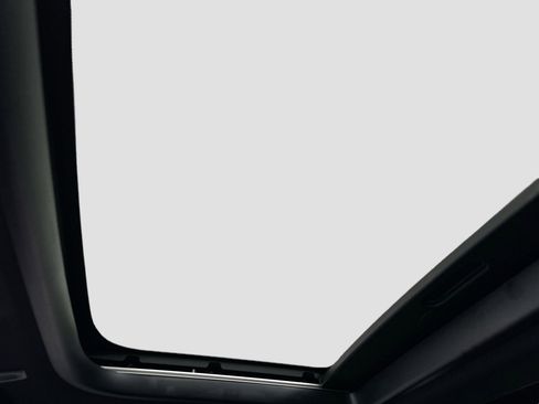 Certified 2025 MINI Cooper 2-Door Hardtop image 24