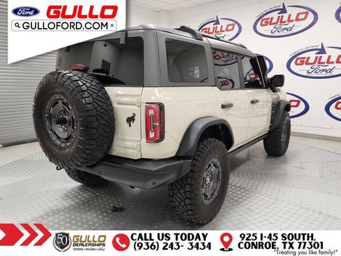 Used 2022 Ford Bronco Everglades image 7