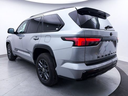 Used 2024 Toyota Sequoia Platinum image 13