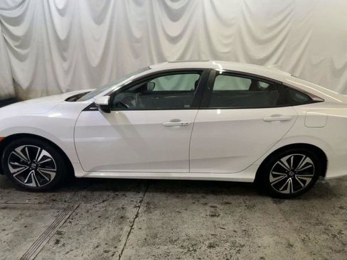 Used 2018 Honda Civic EX-L image 5